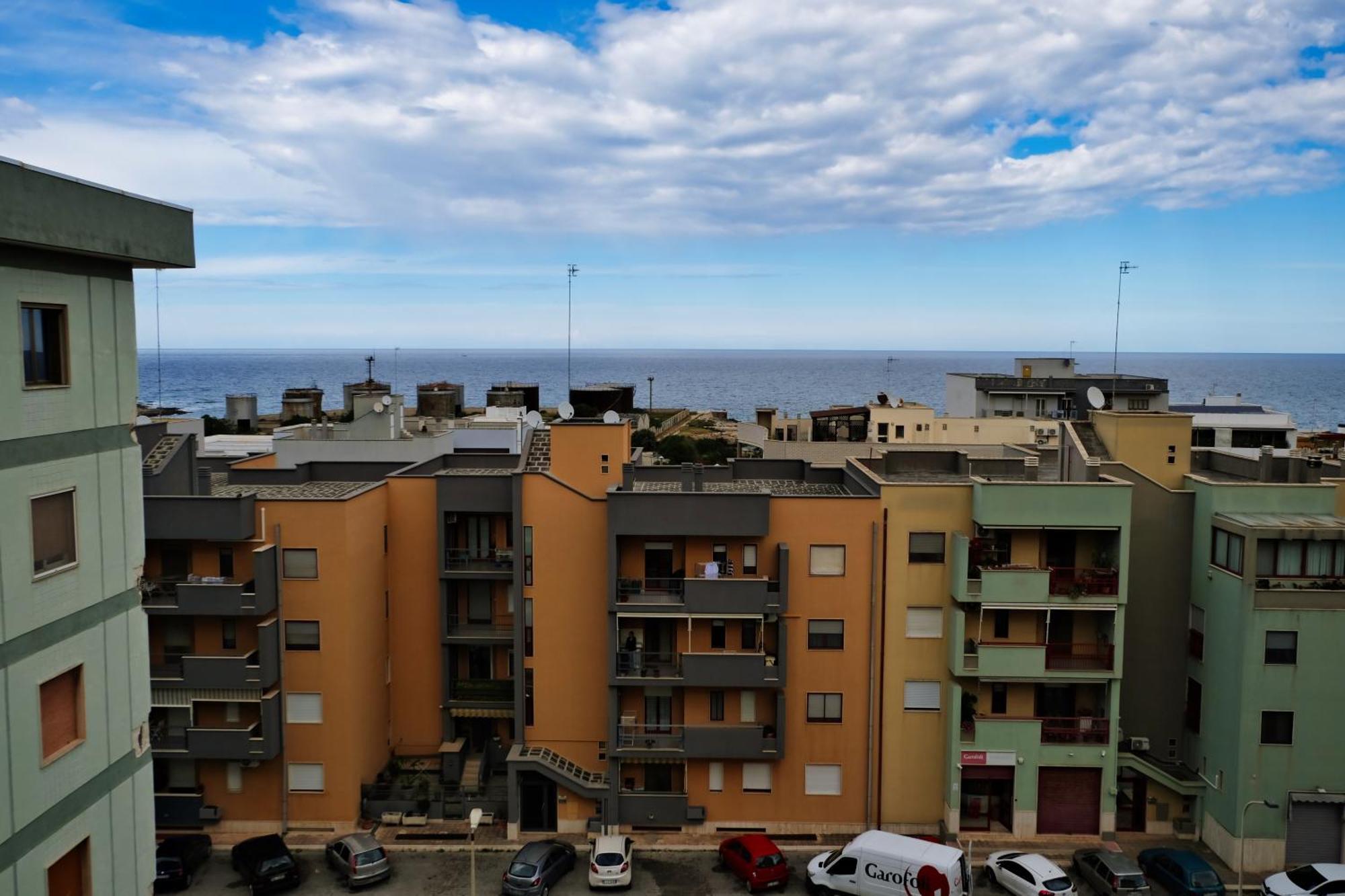 Mare Mary - Appartamento Vista Mare A Monopoli Luaran gambar