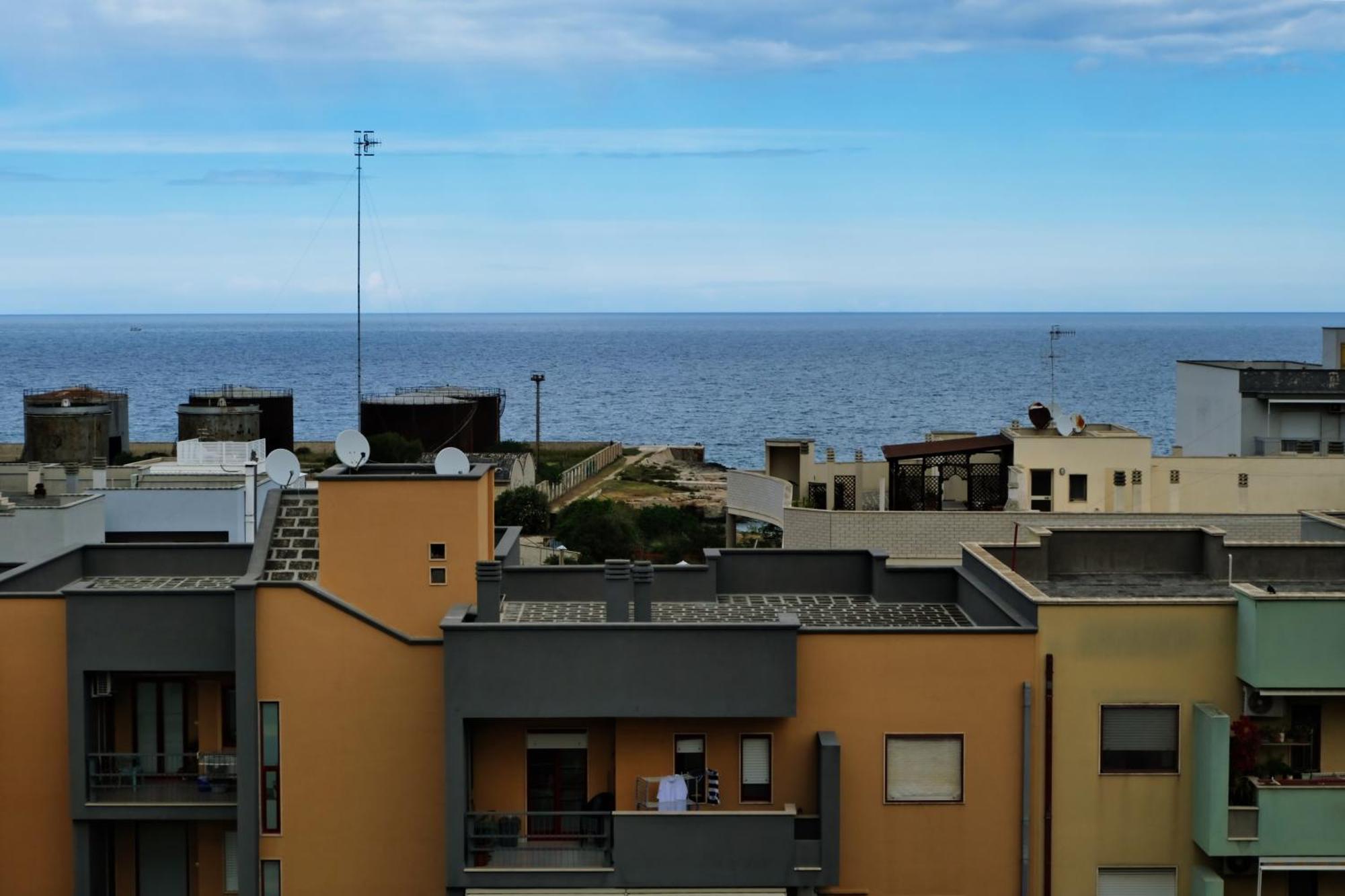 Mare Mary - Appartamento Vista Mare A Monopoli Luaran gambar
