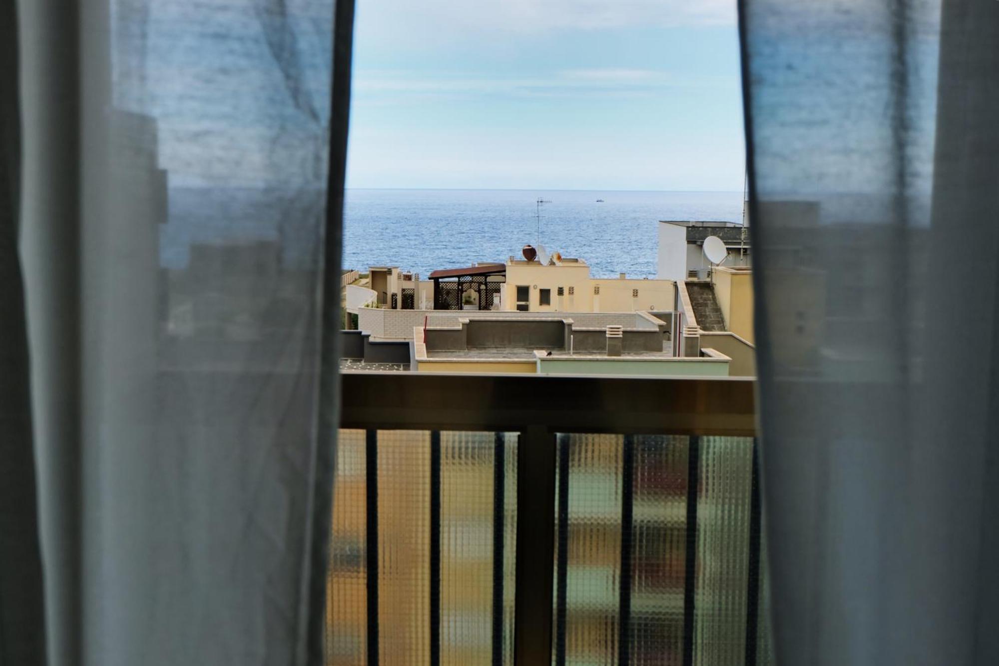 Mare Mary - Appartamento Vista Mare A Monopoli Luaran gambar
